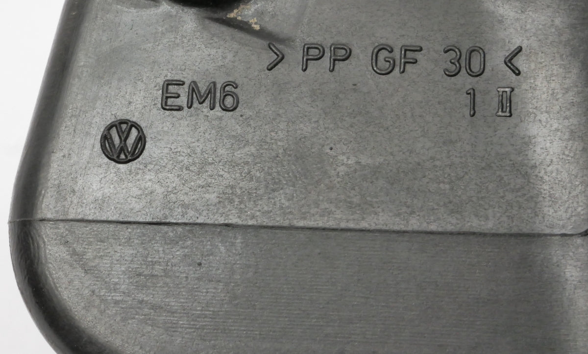 Fuel Gas Door Flap Lid 99-05 VW Jetta MK4 - LA7W Reflex Silver - 1J0 809 857 E