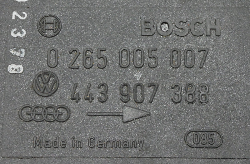 ABS Acceleration Inertia Sensor Audi 90 CS Quattro 100 - Genuine - 443 907 388