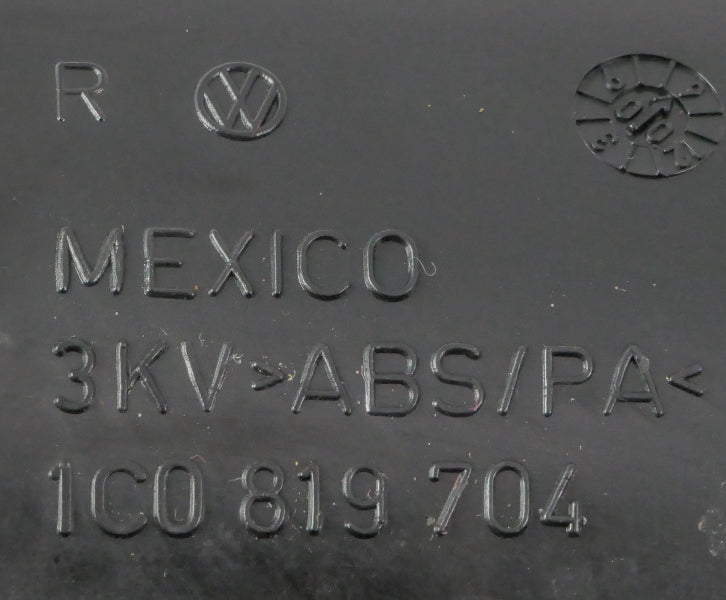 RH Dash Dashboard Air Vent 98-05 VW Beetle . Genuine . 1C0 819 704