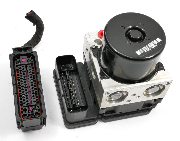 ABS Pump & Module 13-16 VW Jetta Hybrid MK6 - 1K0 614 517 BT / 1K0 907 379 AR