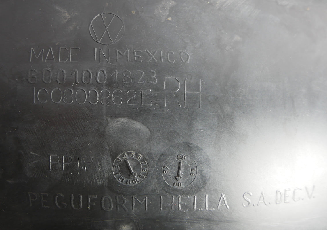 Front Fender Well Liner Splash Guard Set 98-05 VW Beetle Genuine - 1C0 809 961 E