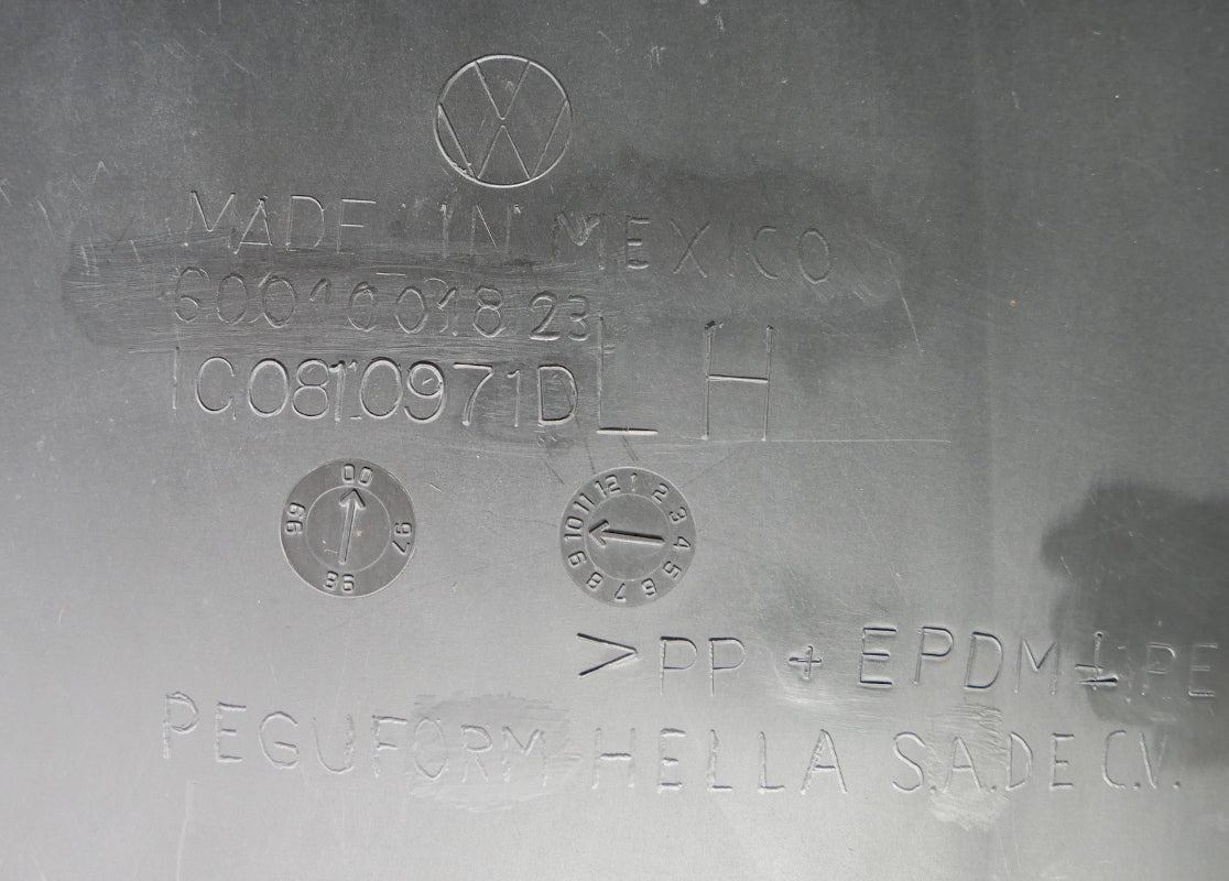 Rear Fender Well Liner Splash Guard Set 98-05 VW Beetle Genuine - 1C0 810 971 D