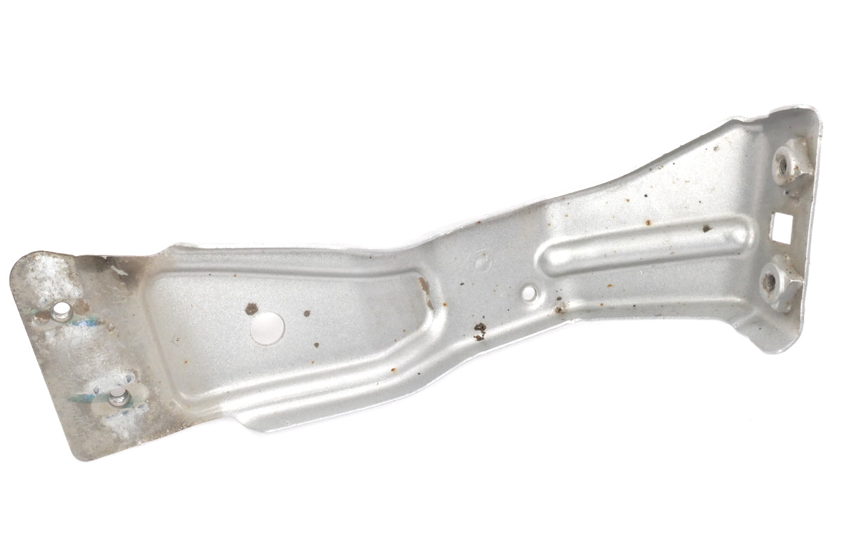 LH Fender Support Mount Bracket 11-18 VW Jetta MK6 LA7W - Genuine - 5C6 821 137