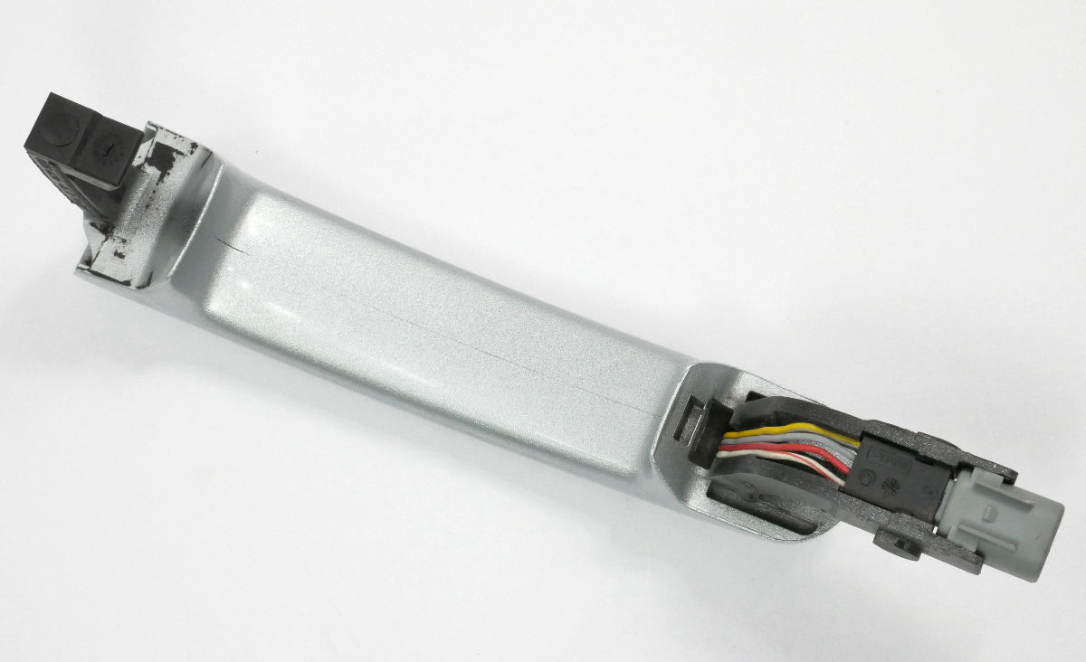 Front Exterior Kessy Door Handle 11-18 VW Jetta MK6 Sedan LA7W Silver 5N0 837 205 L