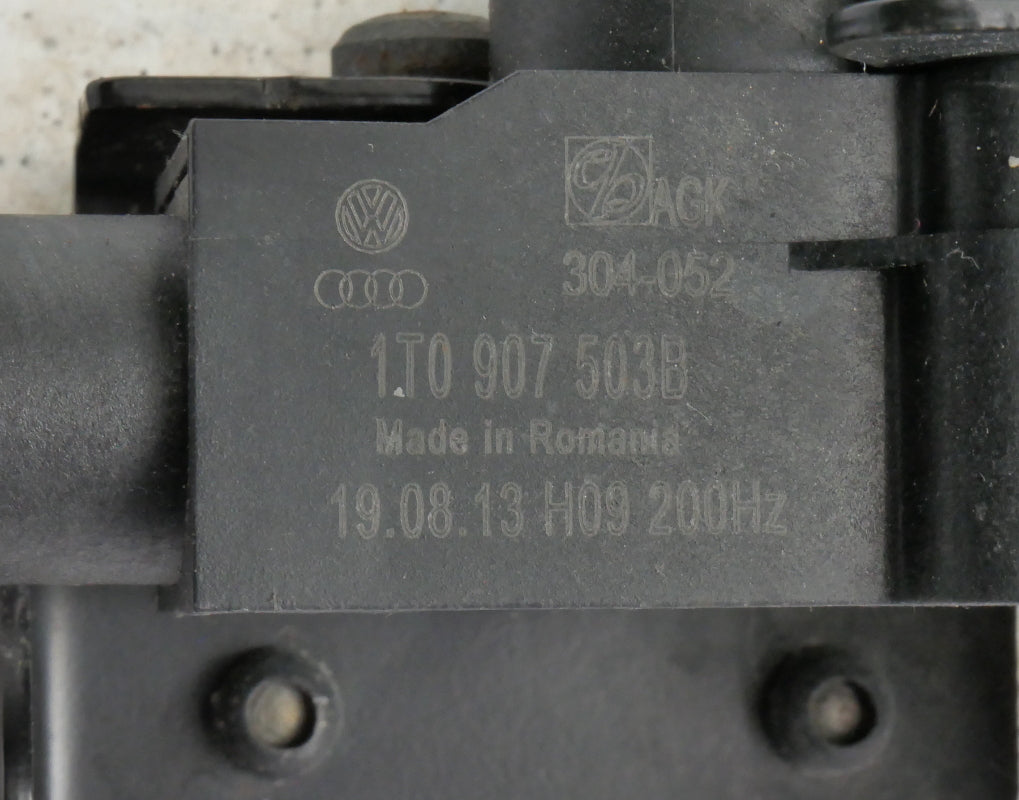 Rear Range Sensor HID LED Headlight 11-18 VW Jetta MK6 Sedan - 1T0 907 503 B