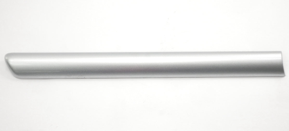 RH Rear Quarter Molding Trim 99-05 VW Golf GTI MK4 2DR LA7W Silver 1J3 853 536 B