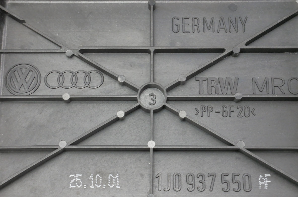 Battery Distribution Fuse Box 99-05 VW Jetta Golf GTI Beetle MK4 1J0 937 550 AF