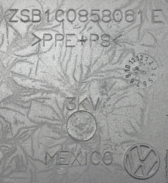 Center Upper Dash Trim Panel Cover 98-10 VW Beetle ~ Genuine ~ 1C1 858 061 E