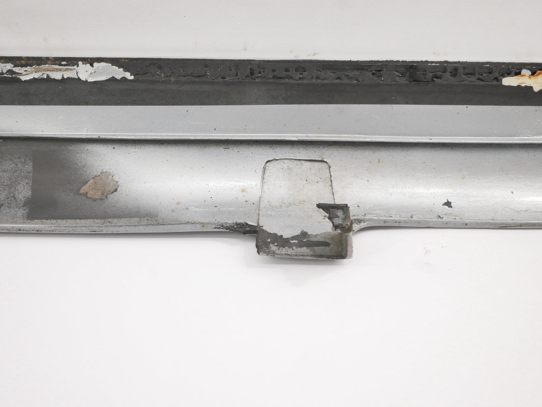 RH Side Skirt Rocker Cover 99-05 VW Golf GTI MK4 R32 20th AE 337 - 1J0 853 860 A