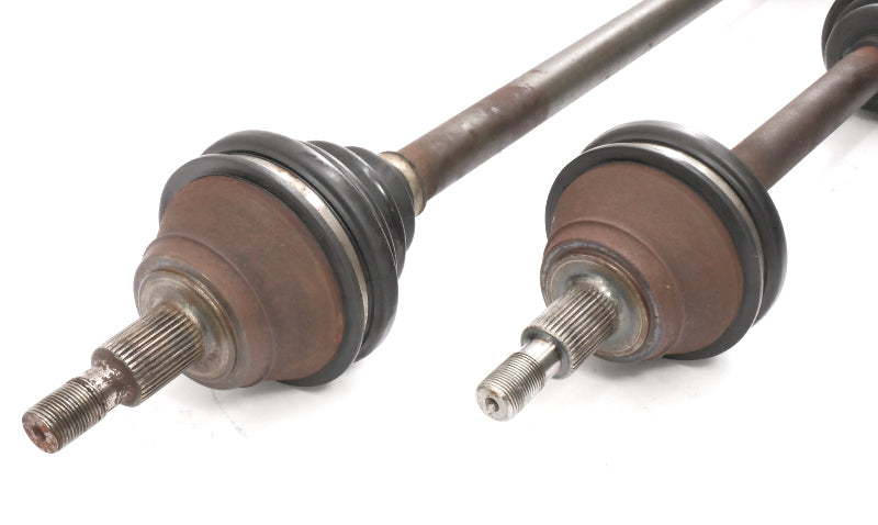 Front Axle CV Drive Half Shaft Set 06-10 VW Beetle 2.5 Automatic