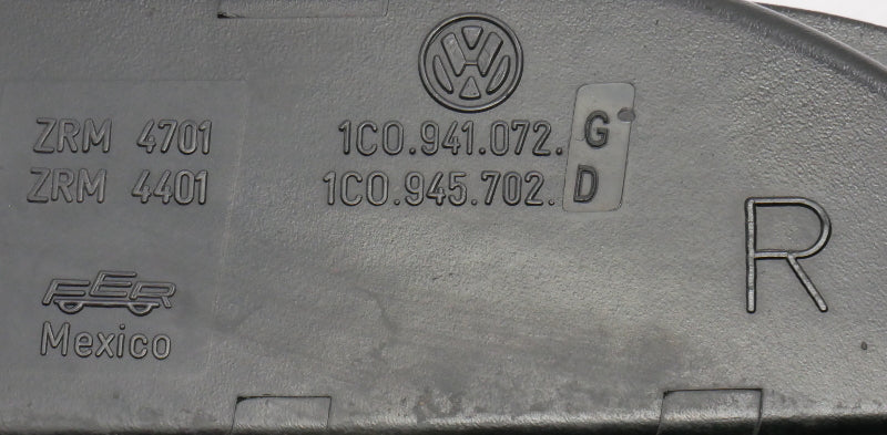 RH Bumper Reverse Backup Light Lamp 06-10 VW Beetle - Genuine - 1C0 941 072 G