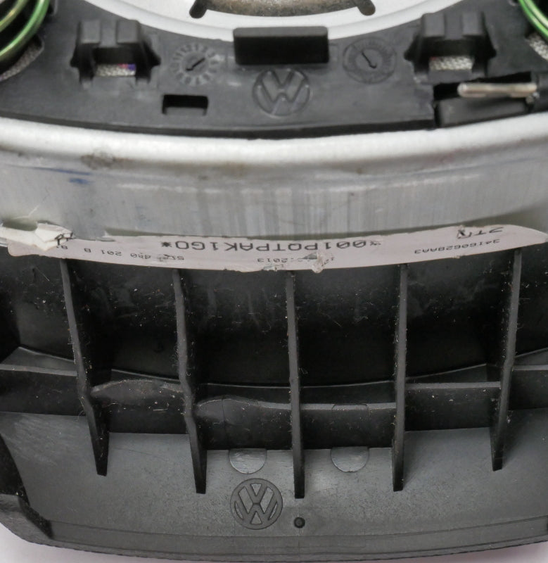 Steering Wheel  Airbag Air Bag 2013-2014 VW Jetta Sedan MK6 - 5C0 880 201 B 81U