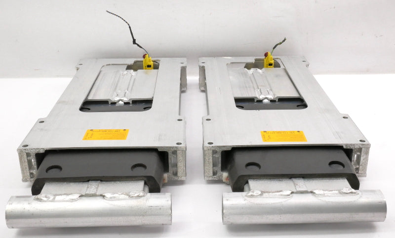 2x Rear Headrest Rollover Bar Prote 2006 VW Beetle Convertible - 1Y0 880 077 H