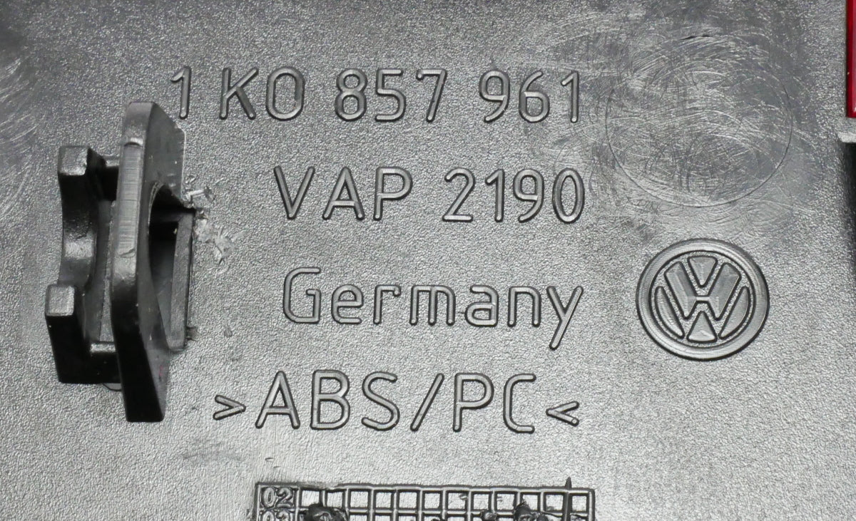 Console Ash Tray Storage Cubby 12v 05-10 VW Jetta Rabbit GTI MK5 - 1K0 857 961