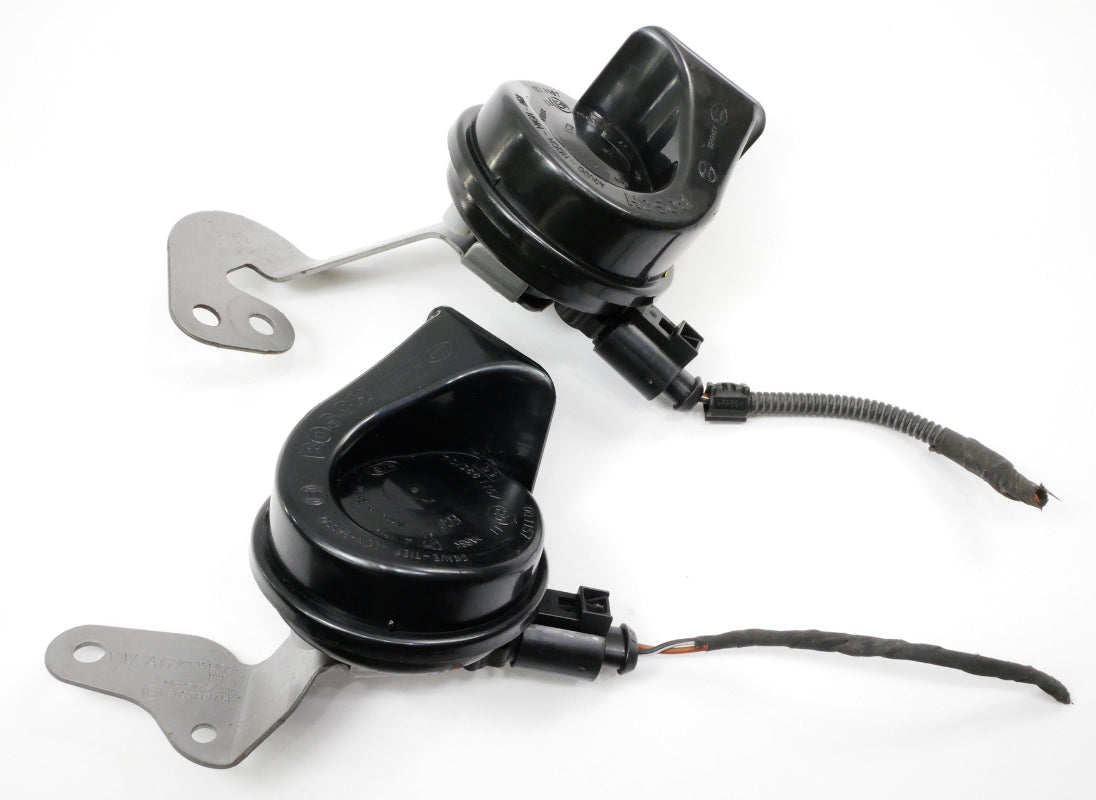 Horn Set 05-10 VW Jetta Rabbit GTI MK5 Sportwagen Bosch - 1K0 951 221 A / 223 A