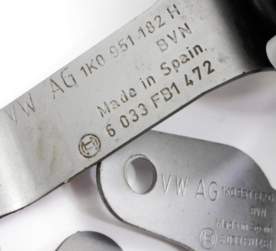 Horn Set 05-10 VW Jetta Rabbit GTI MK5 Sportwagen Bosch - 1K0 951 221 A / 223 A