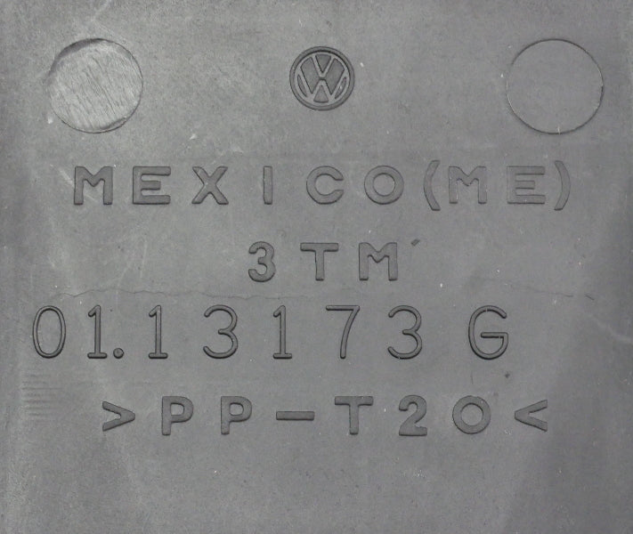 Taillight Trunk Access Cover Door Flap 99-05 VW Jetta Sedan MK4 - 01.13173G