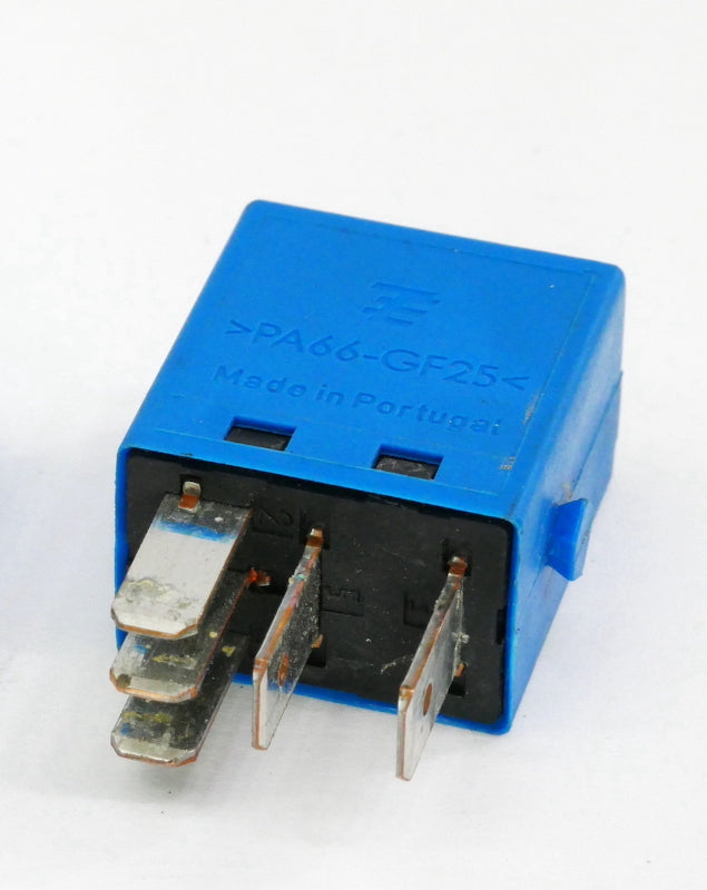 # 650 Windshield Wiper Relay 12-15 VW Passat - Genuine - 8X0 951 253