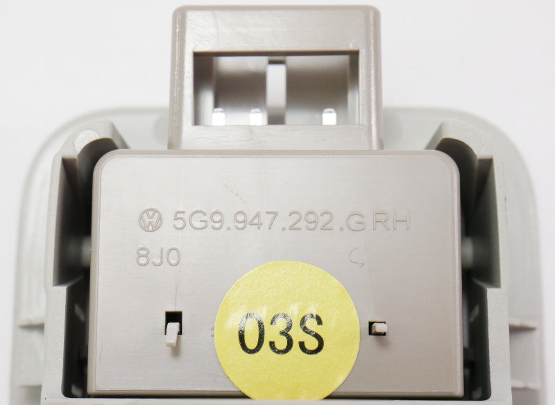 RH Rear LED Reading Dome Lamp 15-19 VW Sportwagen Alltrack MK7 - 5G9 947 292 G