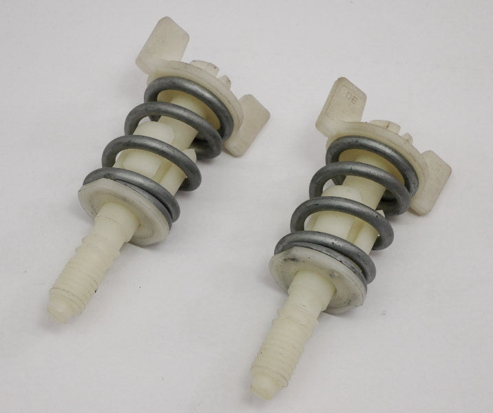 2x Tail Light Lamp Bulb Holder Bolt Screw VW Golf Sportwagen Alltrack MK7 Atlas