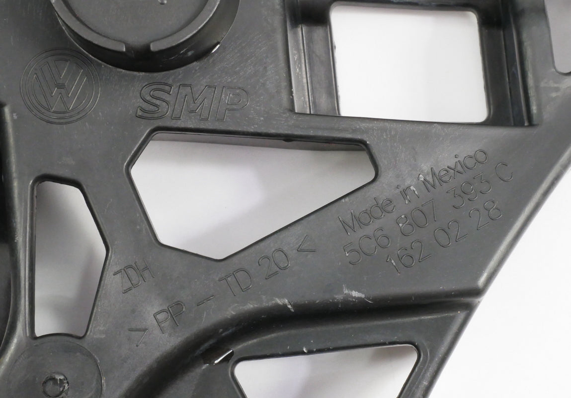 Rear Bumper Mount Bracket Set 15-18 VW Jetta MK6 Genuine 5C6 807 393 C / 394 C