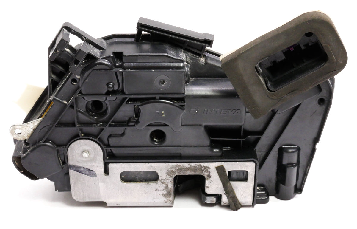 RH Front Door Latch 11-18 VW Jetta Golf MK6 MK7 Passat Beetle - 5GM 837 016 C