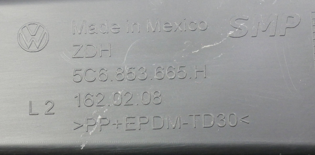 Front Lower Bumper Grilles Set 15-18 VW Jetta MK6 Genuine 5C6 853 665 J / 666 G