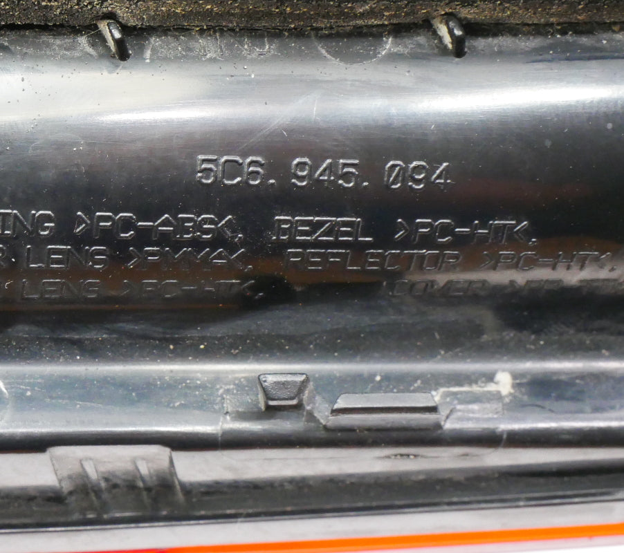 Tail Light Lamp Set 15-18 VW Jetta Mk6 Sedan - Genuine - 5C6 945 093 094 095 096