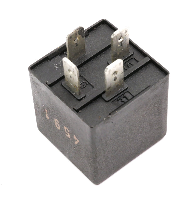 Engine Coolant Relay 42 VW Audi Jetta Golf Rabbit Passat Corrado . 191 919 376 A
