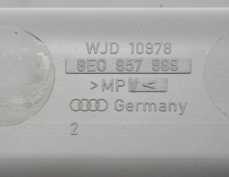 Front Ashtray Ash Tray Insert 02-08 Audi A4 S4 B6 B7 - Genuine - 8E0 857 989