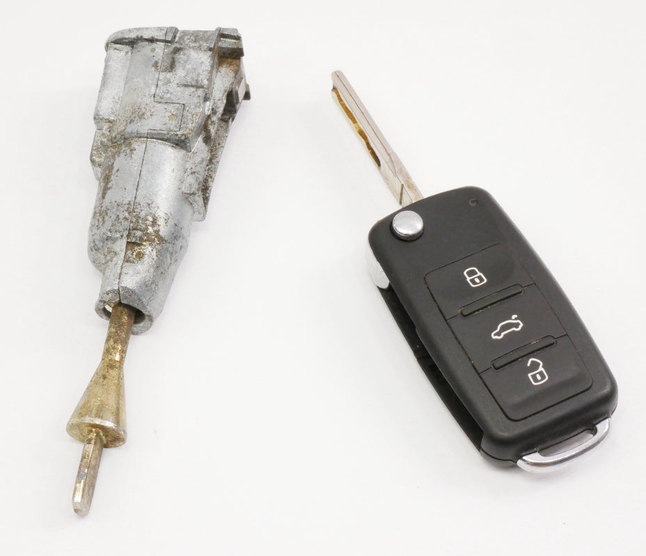 11-14 VW Jetta Sedan MK6 Kessy Key FOB Door Handle Lock Set - 5C6 837 168 A