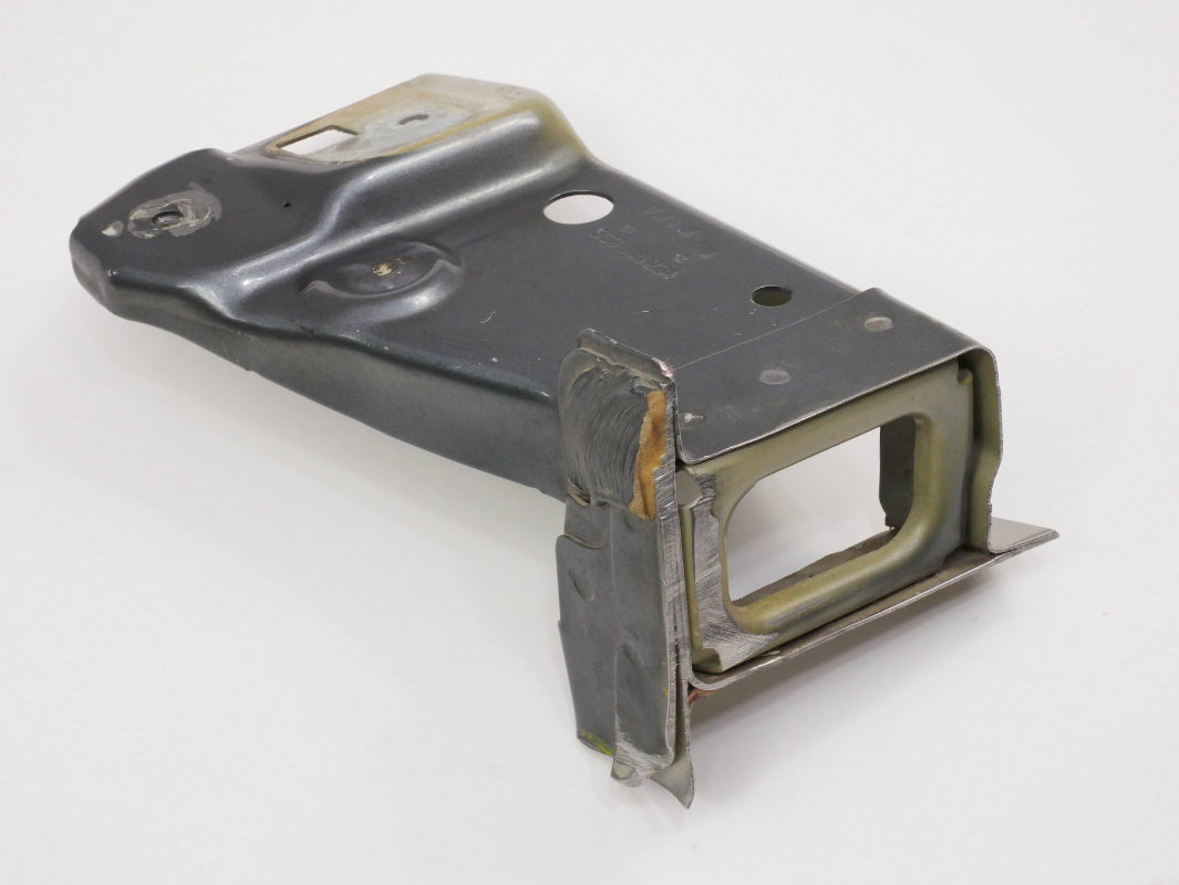 RH Upper Frame Rail End Cut 11-18 VW Jetta MK6 Sedan Genuine 5C6 805 234