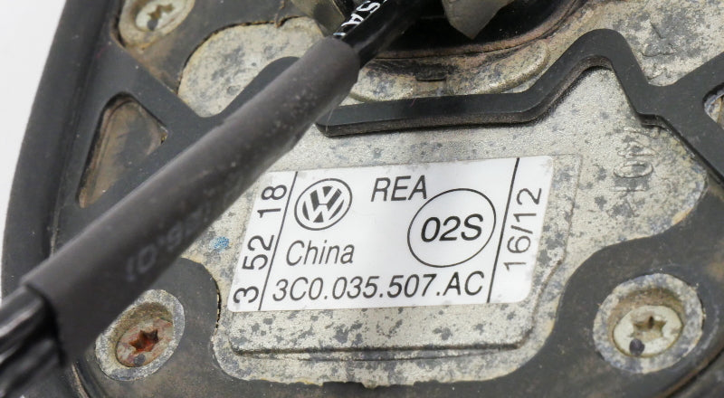 Shark Fin Roof Antenna GPS NAV 2013 VW Jetta GLI SEL MK6 Genuine 3C0 035 507 AC