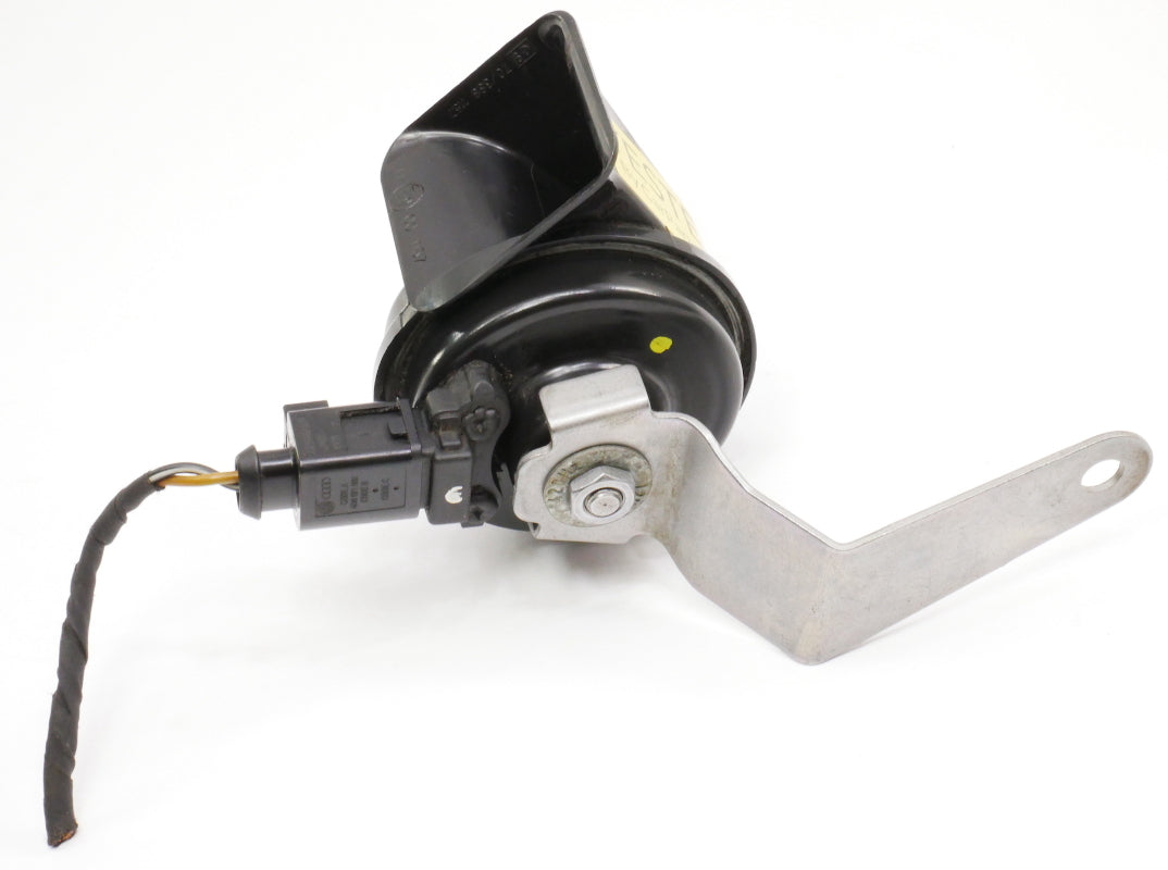 Low Tone Horn 11-18 VW Jetta MK6 Clarton Genuine - 5C0 951 221 B / 5C0 951 182 F