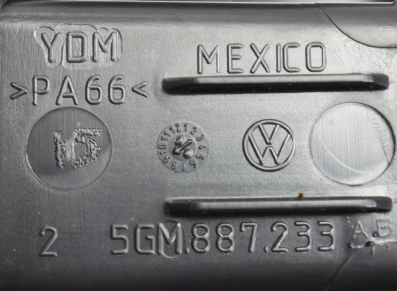 Lower Rear Child Seat Trim 15-21 VW Golf GTI Sportwagen Alltrack MK7 5GM 887 233