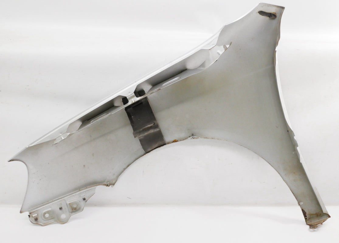RH Fender 05-10 VW Jetta MK5 - LA7W Reflex Silver - Genuine - 1K5 821 106