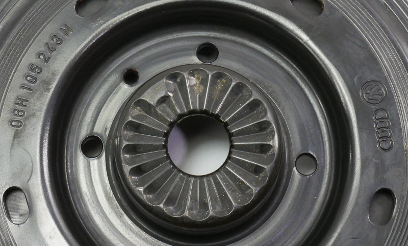 2.0T Crank Pulley VW GTI Beetle Audi TT A3 S3 A4 A5 A6 Q3 Q5 Q7 - 06H 105 243 M