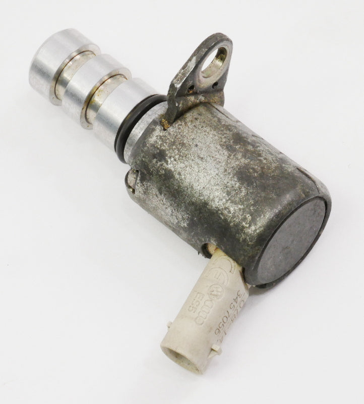 Oil Control Valve VW Jetta GTI MK6 MK7 Beetle Passat 2.0T 1.8T 06K 115 243 B