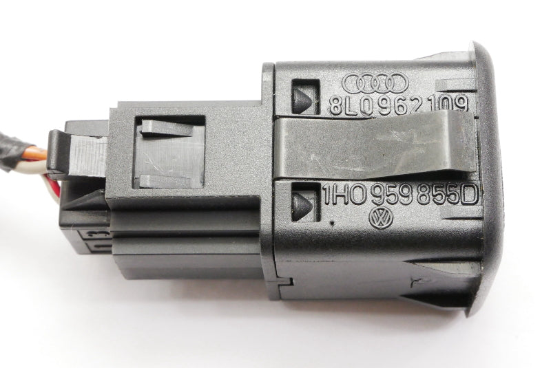 Trunk Release Switch Button & Plug Wiring Pigtail 93-99 VW Jetta Golf GTI MK3 -