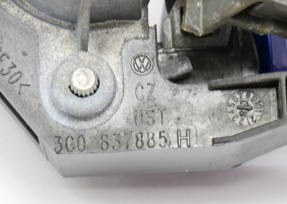 LH Front Exterior Door Handle 06-10 VW Passat B6 LC5E Cobalt Blue 3C0 837 885 H