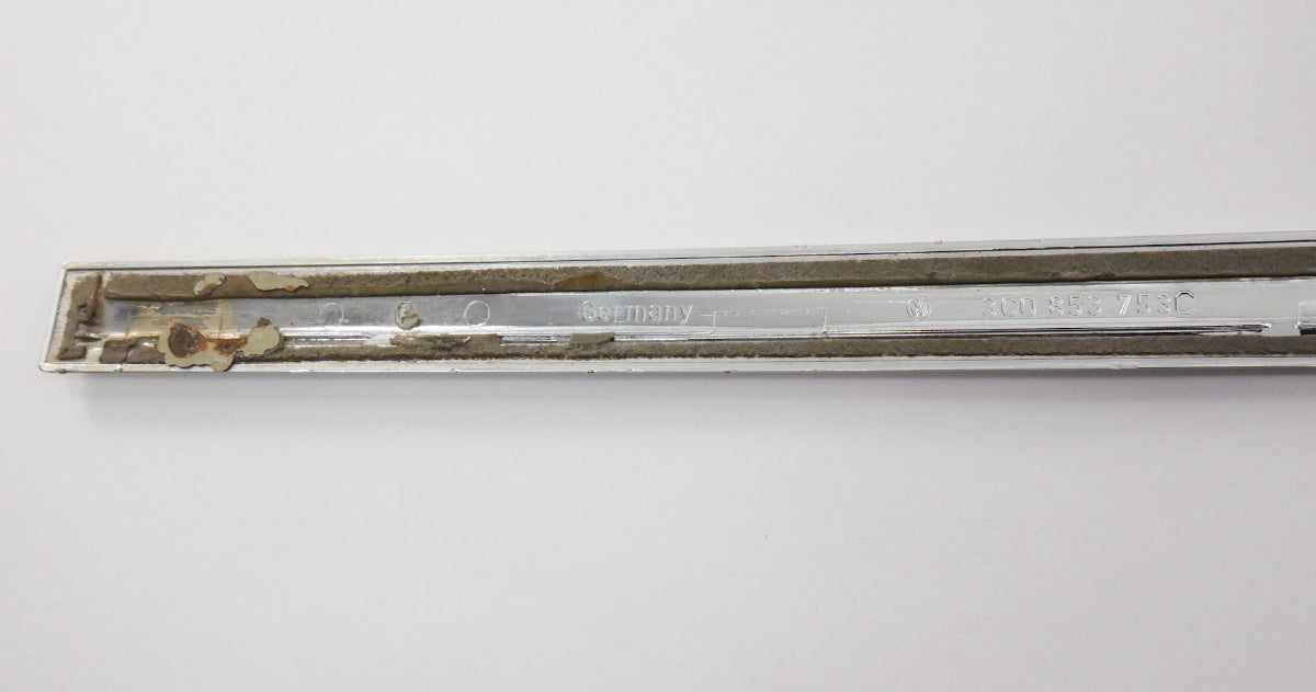 Exterior Lower Blade Trim Molding Set 06-10 VW Passat B6 - OEM - 3C0 854 939 A