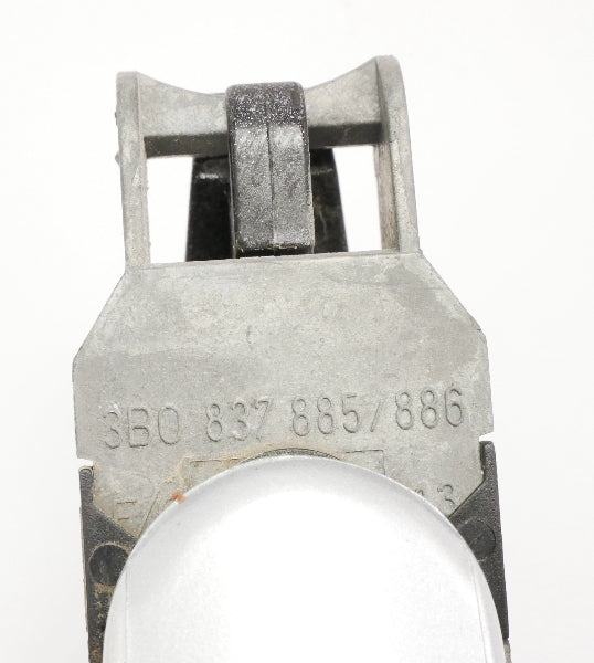 LH Exterior Door Handle 99-05 VW Jetta Golf GTI Mk4 Passat B5 LA7W Reflex Silver