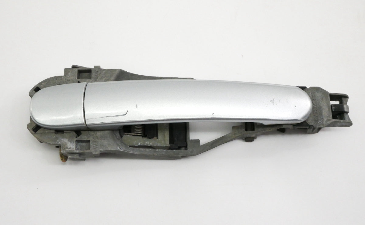 RH Exterior Door Handle 99-05 VW Jetta Golf Mk4 Passat B5 - LA7W Reflex Silver