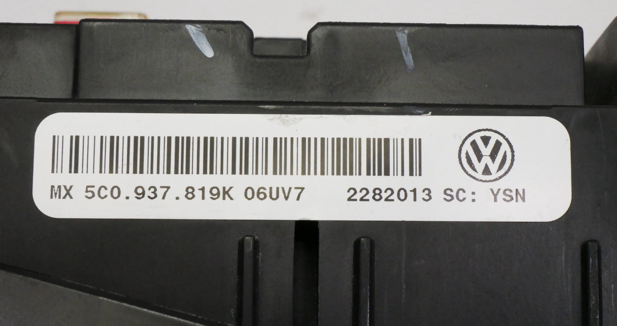Under Hood Fuse Panel Relay Box 2013 VW Jetta Hybrid Sedan MK6 ~ 5C0 937 819 K ~