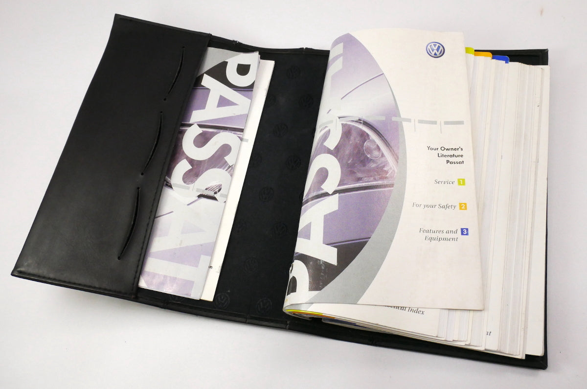 Owners Manual Books 2005 VW Passat B5.5 - Volkswagen - Genuine