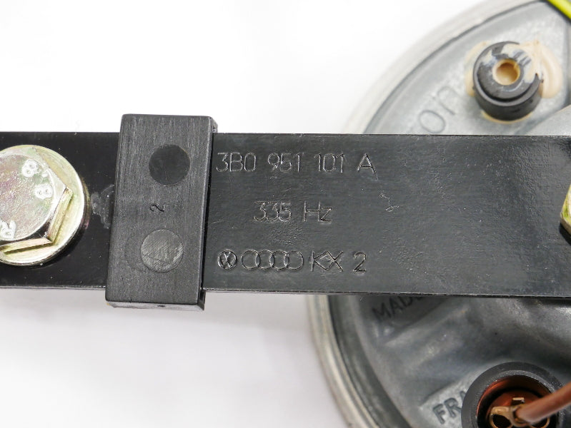 Klaxon KW9 Alarm Horn 98-05 VW Passat B5 B5.5 96-01 Audi A4 90 CS ~ Genuine ~