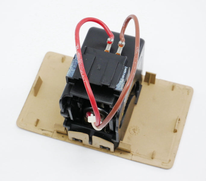 12V Rear Console Lighter Outlet 01-05 VW Passat B5.5 - Genuine - 3B0 925 071 A/C