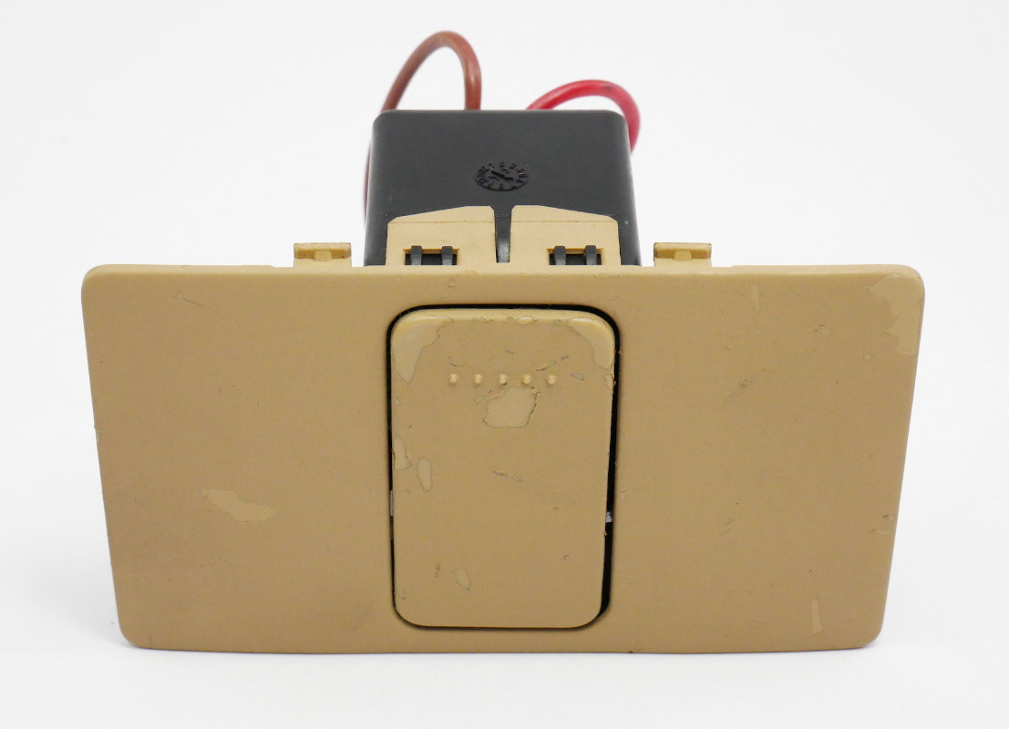 12V Rear Console Lighter Outlet 01-05 VW Passat B5.5 - Genuine - 3B0 925 071 A/C