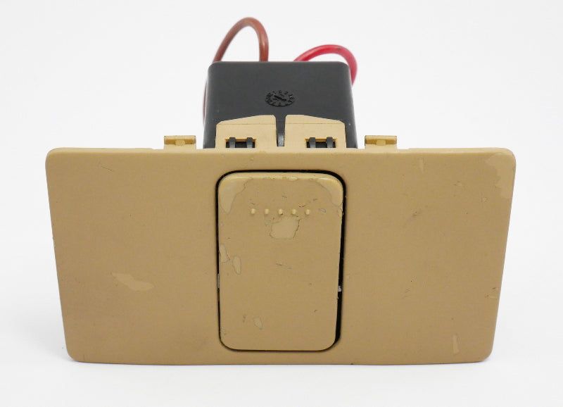 12V Rear Console Lighter Outlet 01-05 VW Passat B5.5 - Genuine - 3B0 925 071 A/C