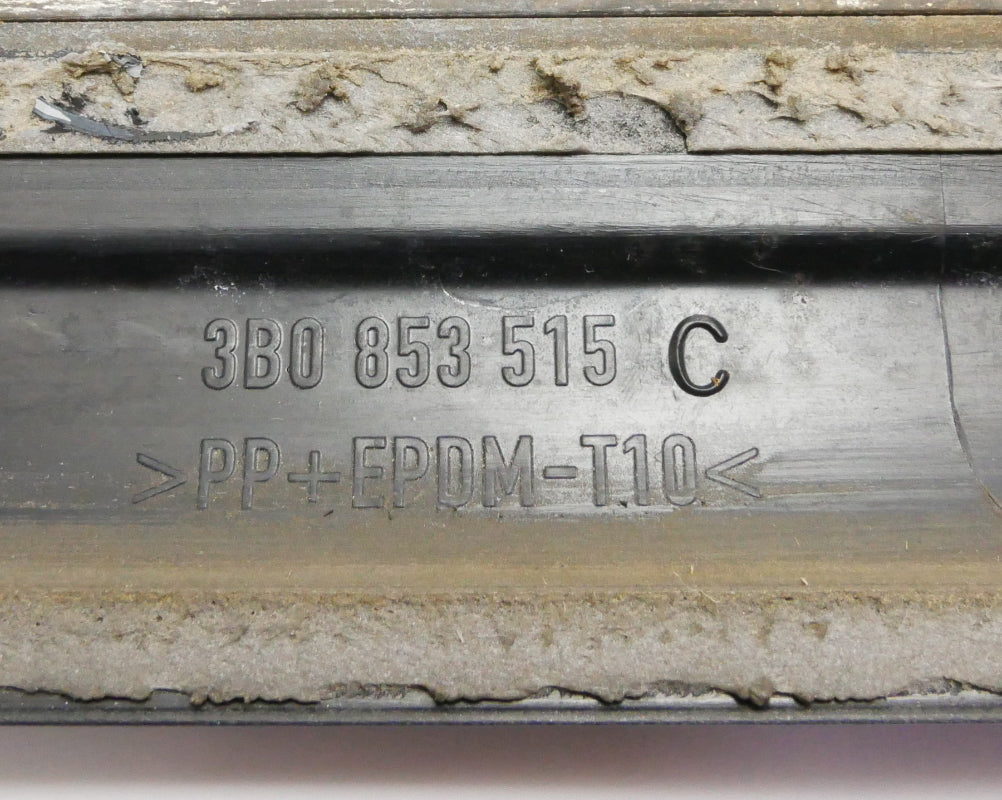 LH Front Door Molding Trim Rub Strip 01-05 VW Passat B5.5 Black - 3B0 853 515 C